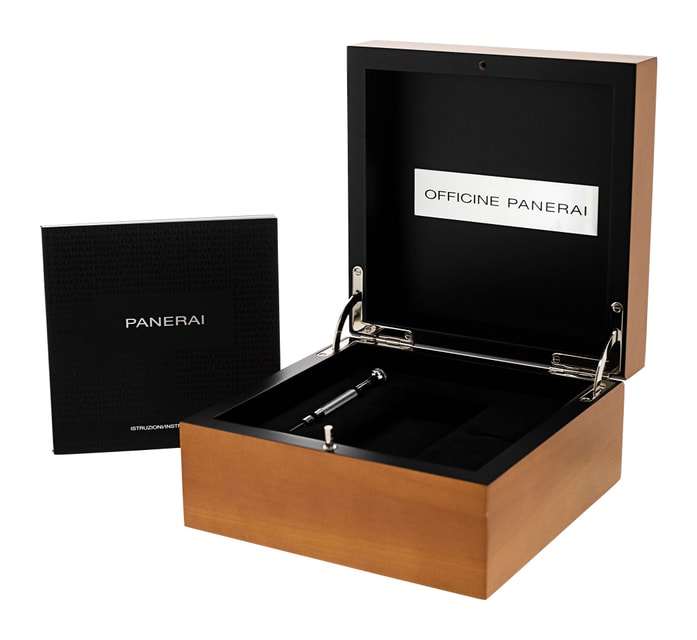 Panerai Luminor 1950 PAM00441 Image 5